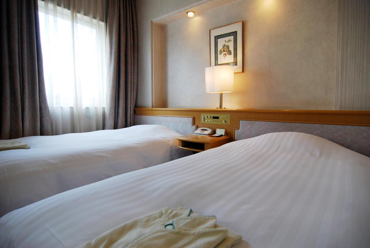 Rihga Hotel Zest Takamatsu Dış mekan fotoğraf