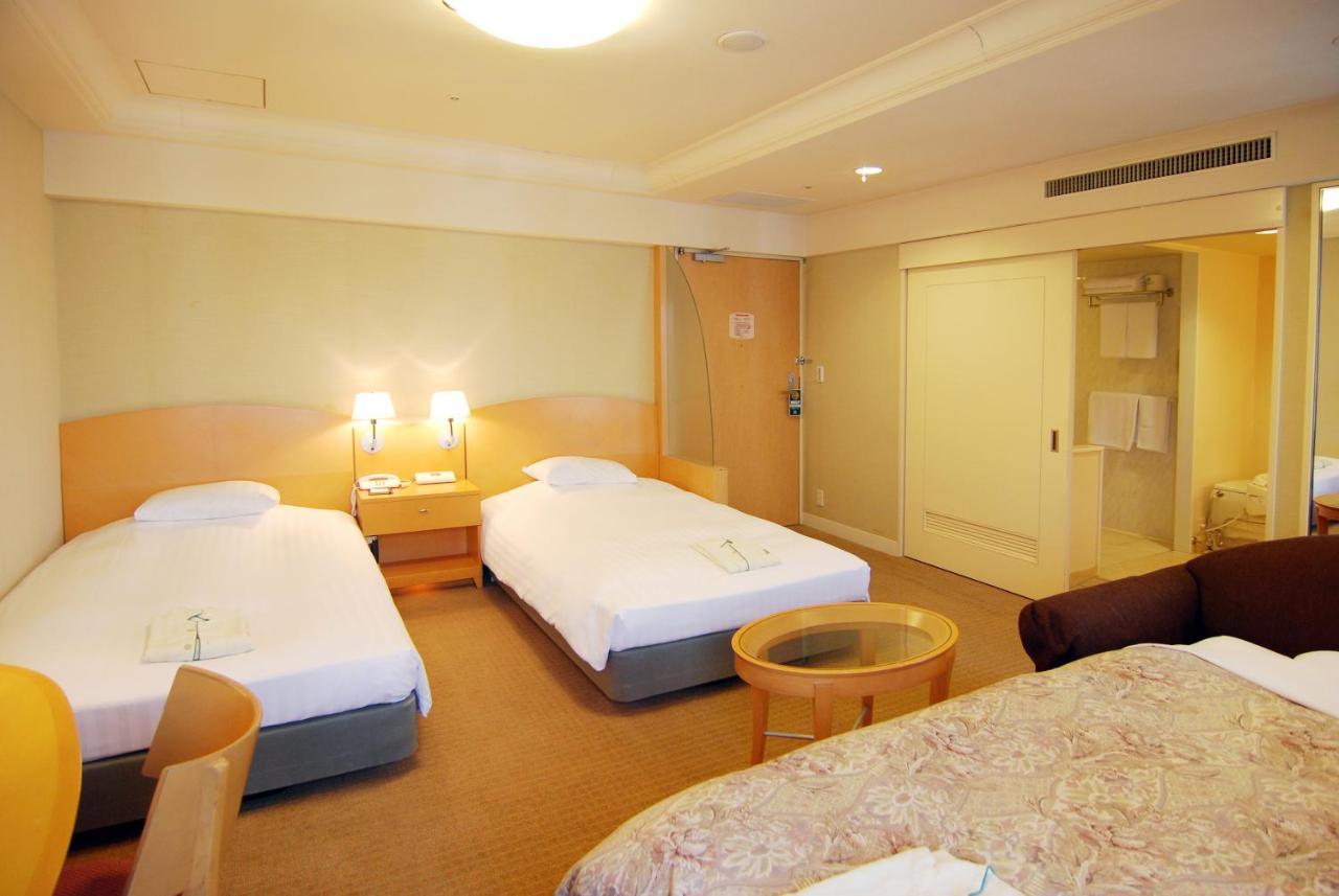 Rihga Hotel Zest Takamatsu Dış mekan fotoğraf